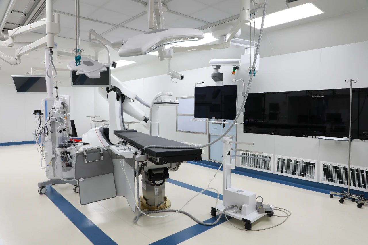 球盟会qmh网页版登录复合手术室正式启用