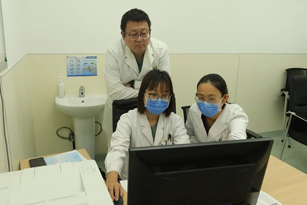 中医推拿调理、夜间及周末门诊.....球盟会qmh网页版登录门诊服务又出便民“新招”！