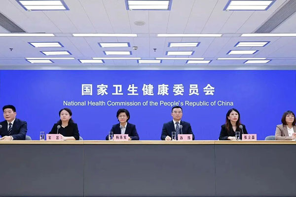 速藏！国家卫健委新闻发布会干货速递，地坛专家带来冬日健康“说明书”